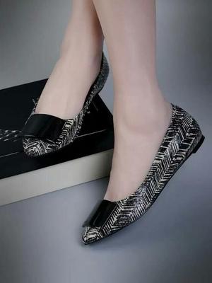 CK经典款单鞋 舒适与时尚的完美结合